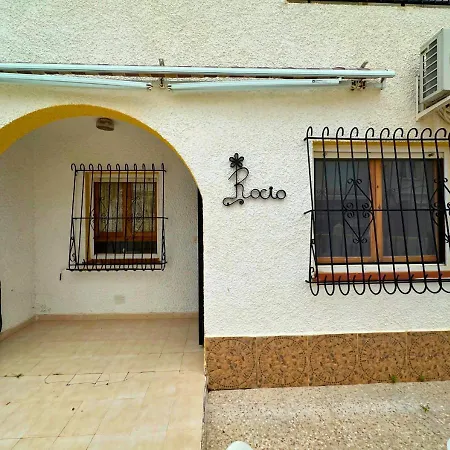 Apartment Casa Rocio: Urbanizacion 
