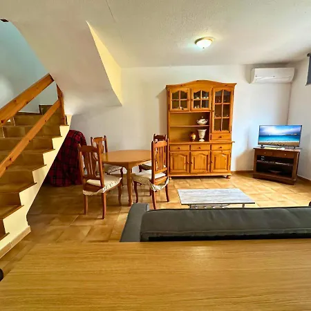 Casa Rocio: Urbanizacion 